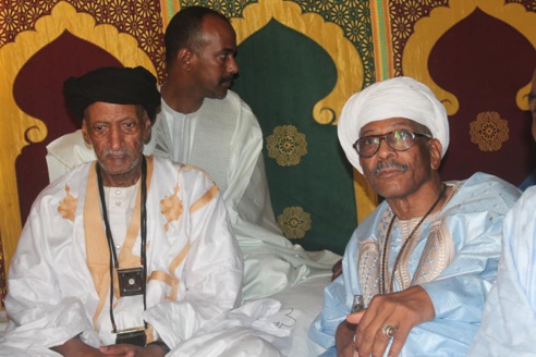 Saint-Louis : Accueil populaire pour le Khalif général des Khadres ( photos) Saint-Louis : Accueil populaire pour le Khalif général des Khadres ( photos)