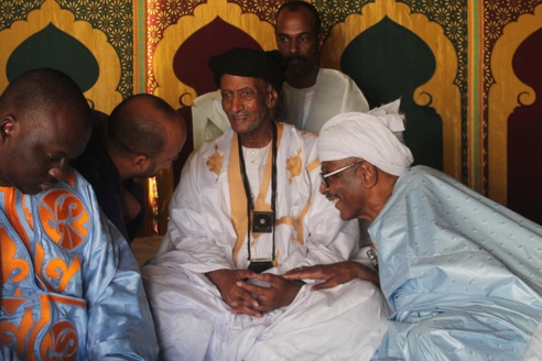 Saint-Louis : Accueil populaire pour le Khalif général des Khadres ( photos) Saint-Louis : Accueil populaire pour le Khalif général des Khadres ( photos)