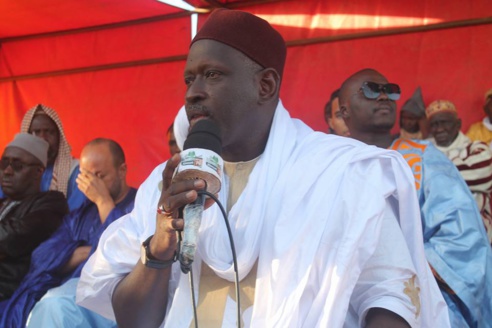 Saint-Louis : Accueil populaire pour le Khalif général des Khadres ( photos) Saint-Louis : Accueil populaire pour le Khalif général des Khadres ( photos)