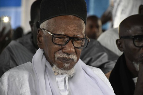 Serigne Sidy Mokhtar inhumé à Gouye-mbind aux environs de 3 heures 40 minutes Serigne Sidy Mokhtar inhumé à Gouye-mbind aux environs de 3 heures 40 minutes