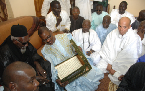 Karim Wade : « On m’a empêché d’aller à Touba » Karim Wade : « On m’a empêché d’aller à Touba »