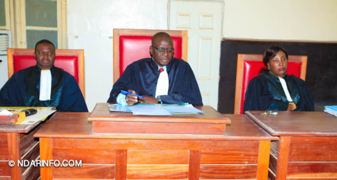 Saint-Louis : deux huissiers stagiaires ont prêté serment, ce matin ( Vidéo&Photos) Saint-Louis : deux huissiers stagiaires ont prêté serment, ce matin ( Vidéo&Photos)