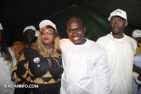 Remise d’une ambulance médicalisée : À DIAWAR, Faly SECK ouvre « l’année sociale » du président Macky SALL  (Vidéo & Photos)