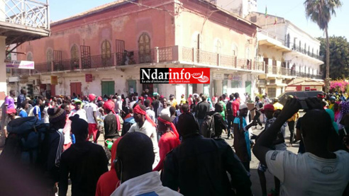 URGENT - Manifestations de pêcheurs à Saint-Louis : des cantines maures vandalisées, d’autres brûlées ( photos ) URGENT - Manifestations de pêcheurs à Saint-Louis : des cantines maures vandalisées, d’autres brûlées ( photos )