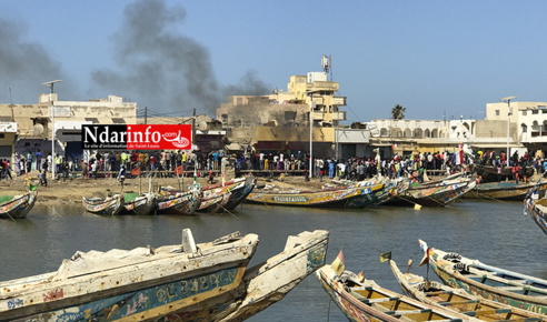 URGENT - Manifestations de pêcheurs à Saint-Louis : des cantines maures vandalisées, d’autres brûlées ( photos ) URGENT - Manifestations de pêcheurs à Saint-Louis : des cantines maures vandalisées, d’autres brûlées ( photos )