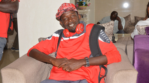 Robert Kidiaba : « Khadim Ndiaye peut évoluer dans n’importe quel Championnat Européen » Robert Kidiaba : « Khadim Ndiaye peut évoluer dans n’importe quel Championnat Européen »