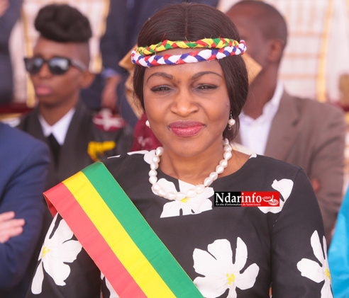 Lettre à Monsieur le Président Emmanuel Macron: N'écoutez pas Le Président Wade à propos de Saint-Louis : ses tâtonnements dévastateurs et empiriques sont la source de tous nos maux. Lettre à Monsieur le Président Emmanuel Macron: N'écoutez pas Le Président Wade à propos de Saint-Louis : ses tâtonnements dévastateurs et empiriques sont la source de tous nos maux.