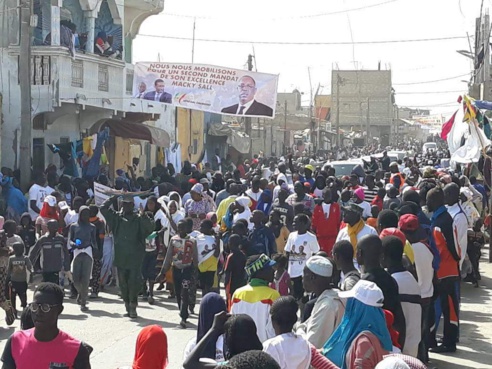 Visite des Présidents : Babacar GAYE salue la forte mobilisation des populations de La Langue de Barbarie (communiqué) Visite des Présidents : Babacar GAYE salue la forte mobilisation des populations de La Langue de Barbarie (communiqué)