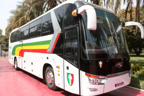 SÉNÉGAL : La police et les sapeurs-pompiers équipés en voitures de patrouille et d'ambulances médicalisées (IMAGES) SÉNÉGAL : La police et les sapeurs-pompiers équipés en voitures de patrouille et d'ambulances médicalisées (IMAGES)