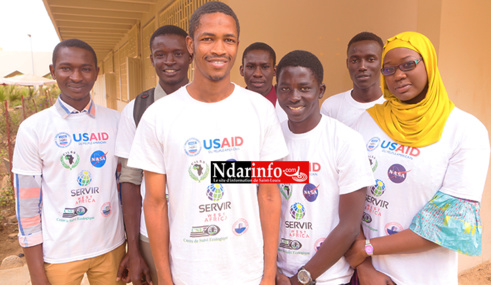 Des étudiants de la section de Géographie de l'UGB de Saint-Louis Des étudiants de la section de Géographie de l'UGB de Saint-Louis