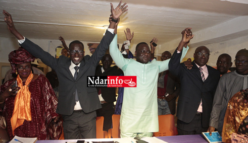 Le REWMI réactive ses bastions à Saint-Louis : « la vague orange devient une déferlante arc-en-ciel », crie Déthié FALL ( vidéo ) Le REWMI réactive ses bastions à Saint-Louis : « la vague orange devient une déferlante arc-en-ciel », crie Déthié FALL ( vidéo )