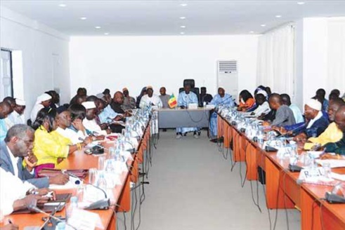 Les Enseignants Veulent 40.000 FCFA De Plus Sur Le Logement Les Enseignants Veulent 40.000 FCFA De Plus Sur Le Logement