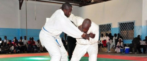 Judo : Tournoi international de Saint- Louis : L’équipe du Sénégal en tête avec 7 médailles d’or Judo : Tournoi international de Saint- Louis : L’équipe du Sénégal en tête avec 7 médailles d’or