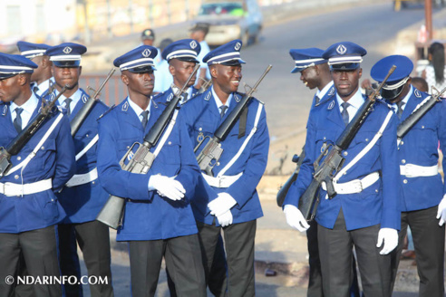 Célébration de la Fête Nationale à Saint-Louis : la belle symbiose en images ... Célébration de la Fête Nationale à Saint-Louis : la belle symbiose en images ...
