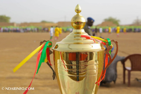 FINALE NAVETANE DE DIAWAR : l’engagement social du parrain Faly SECK offert en exemple à la jeunesse (vidéo) FINALE NAVETANE DE DIAWAR : l’engagement social du parrain Faly SECK offert en exemple à la jeunesse (vidéo)