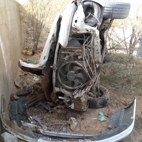 Accident spectaculaire à Sanar ( Photos )  Accident spectaculaire à Sanar ( Photos )