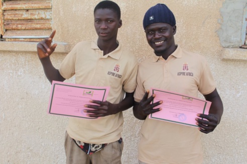 Journée Nationale de l’Enfant Talibé : 18 jeunes formés en horticulture reçoivent leur attestation ( photos)