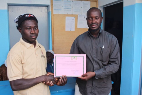 Journée Nationale de l’Enfant Talibé : 18 jeunes formés en horticulture reçoivent leur attestation ( photos)