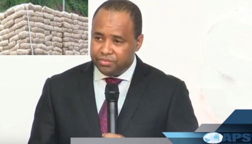 Construction de la maison du Fouladou à Saint-Louis : Baldé offre 10 tonnes de ciment Construction de la maison du Fouladou à Saint-Louis : Baldé offre 10 tonnes de ciment