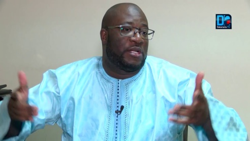 MACKY SALL, de l'art de protéger les délinquants. Par Birahim SECK MACKY SALL, de l'art de protéger les délinquants. Par Birahim SECK