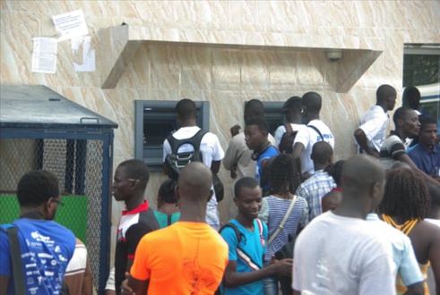 Bourses des étudiants : Un gros scandale d'État