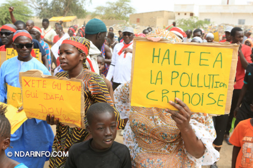 Marche d’indignation des victimes de l’usine chinoise de Mbambara ( vidéo-Photos )