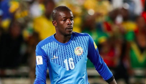 Horoya AC percevra près de 5 millions de francs pour chaque jour passé par Khadim Ndiaye en Russie