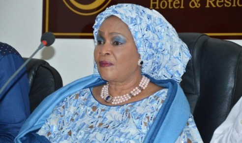 Débauchage politique : Aïda Ndiongue dans le viseur de Macky Débauchage politique : Aïda Ndiongue dans le viseur de Macky