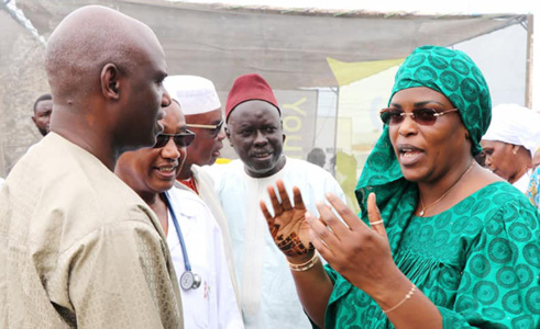 Saint-Louis : Marième Faye SALL en renfort pour "sauver la peau" de son frère Saint-Louis : Marième Faye SALL en renfort pour "sauver la peau" de son frère