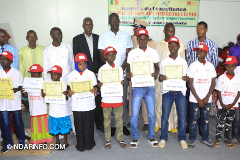 Journée de l’excellence 2018 : les GDS gâtent les meilleurs élèves de sa zone (vidéo) Journée de l’excellence 2018 : les GDS gâtent les meilleurs élèves de sa zone (vidéo)