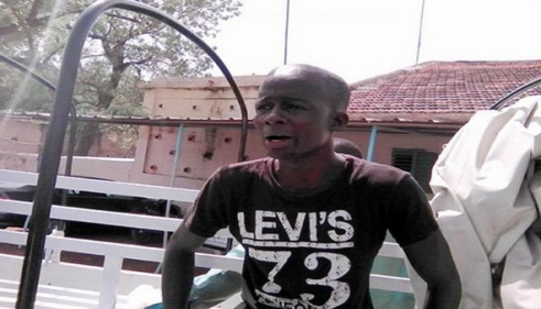 Boy Djinné relaxé
