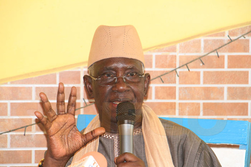 Me Massokhna Kane : « le complexe Dakar Aréna est une catastrophe pour le Sénégal » Me Massokhna Kane : « le complexe Dakar Aréna est une catastrophe pour le Sénégal »