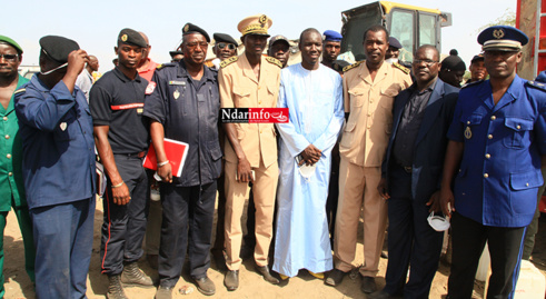 Saint-Louis : d’importantes quantités de produits impropres et de drogues incinérées, ce matin (vidéo) Saint-Louis : d’importantes quantités de produits impropres et de drogues incinérées, ce matin (vidéo)