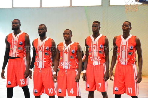 1/2 finale aller Coupe du Sénégal : Le Saint Louis Basket Club domine le Saltigue (71-61)