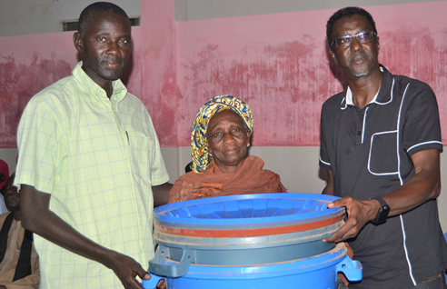 Valorisation et tri des ordures ménagères : BALACOSS, quartier pilote du projet ACORD (vidéo) Valorisation et tri des ordures ménagères : BALACOSS, quartier pilote du projet ACORD (vidéo)