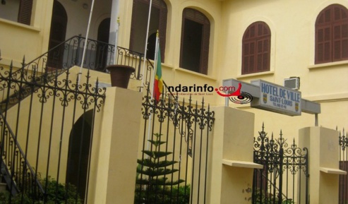 Mairie de Saint-Louis : colère de la brigade de surveillance Mairie de Saint-Louis : colère de la brigade de surveillance