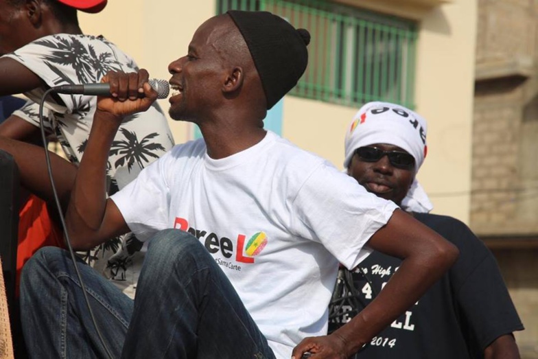 RETRAIT DES CARTES D’ELECTEUR : Y en a marre lance «Parrel» RETRAIT DES CARTES D’ELECTEUR : Y en a marre lance «Parrel»