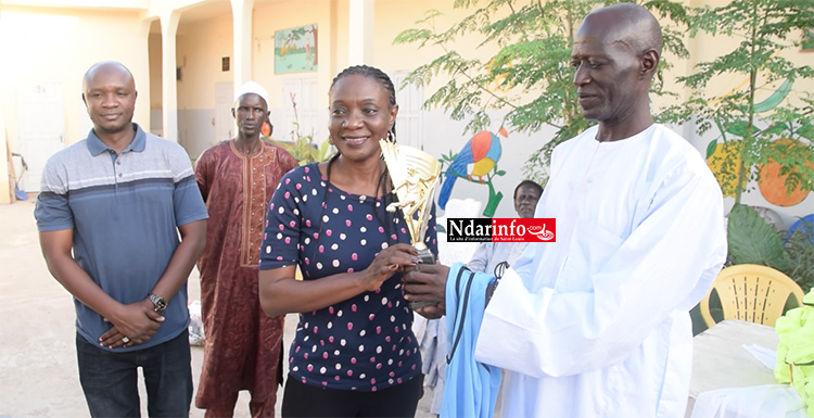 BP offre des équipements sportifs aux ASC de la Langue de Barbarie (vidéo) BP offre des équipements sportifs aux ASC de la Langue de Barbarie (vidéo)