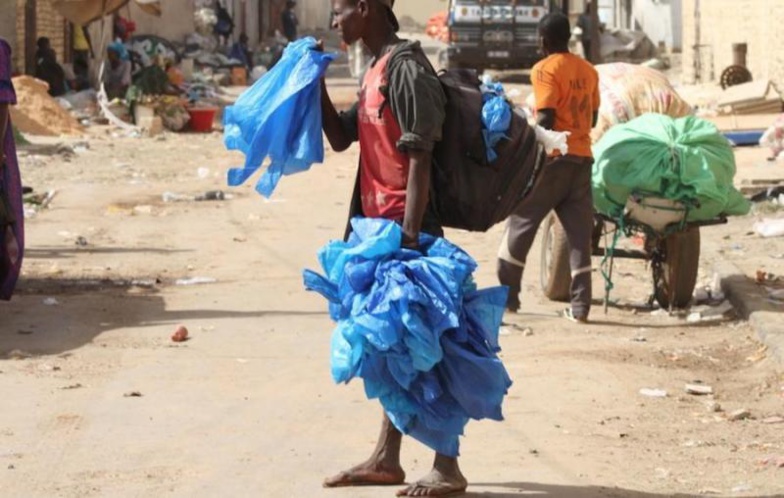Greenpeace plaide l’application effective de la loi interdisant les sachets plastiques