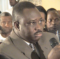 UGB: Serigne Diop relève le ‘’piège’’ entre science juridique et science politique UGB: Serigne Diop relève le ‘’piège’’ entre science juridique et science politique