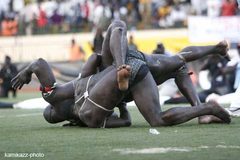 SPORTS-LUTTE: Drapeau Ousmane Masseck Ndiaye : Malal Ndiaye contre Tyson de Guinguinéo à Saint-Louis SPORTS-LUTTE: Drapeau Ousmane Masseck Ndiaye : Malal Ndiaye contre Tyson de Guinguinéo à Saint-Louis