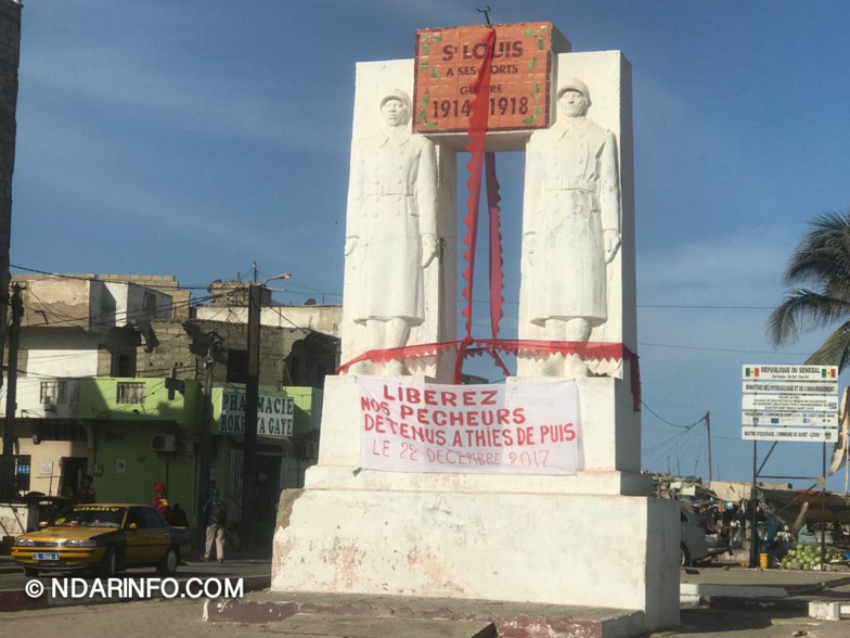 Saint-Louis : les premières images de la marche des pêcheurs (photos) Saint-Louis : les premières images de la marche des pêcheurs (photos)