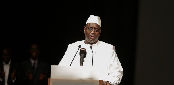 Macky prêt à amnistier Karim et Khalifa Sall Macky prêt à amnistier Karim et Khalifa Sall