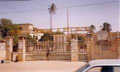 Le lycée André Peytavin de Saint-Louis Le lycée André Peytavin de Saint-Louis