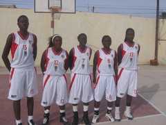 Basket Ball National1 féminin poule A 5éme tour :  SLBC un pas vers les play-off