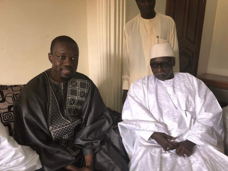 Sonko reçu par Serigne Mbaye Sy Mansour [Photos]