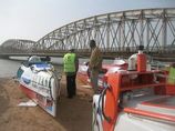 Montée de l'avant-derniére travée du pont faidherbe Montée de l'avant-derniére travée du pont faidherbe