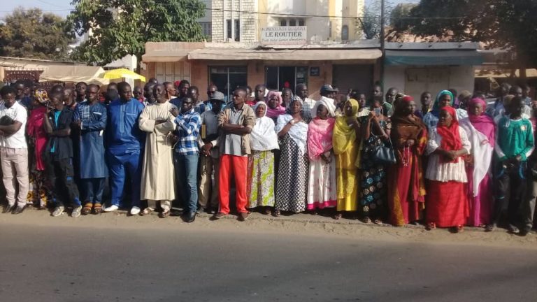 Inhumation du Sidy Lamine : Les locaux de WALF déjà pris d’assaut ( Photos)