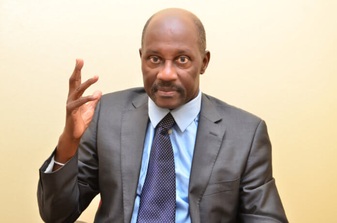 Le Commissaire Sadio ”publie” son ”Sénégal au coeur” Le Commissaire Sadio ”publie” son ”Sénégal au coeur”