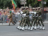 Communiqué: Remise de drapeau aux soldats du contingent 2011/1 au camp Deh Momar Gary de Dakar-Bango